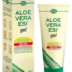 Aloe vera ESI gel 100ml, hipoalergijski gel za negu kože, sa alojom, uljem čajevca i vitaminom E. Pogodan nakon ujeda komaraca i upale nakon sunčanja.