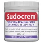 Sudocrem 250g za svakodnevnu negu zaštitu kože prekrivene pelenama izložene iritantnim materijama stolice i mokraće. Regeneracija iritacija kože i dermatitisa.