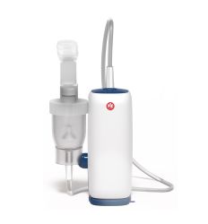 PIC inhalator Air Stylo, upakovan u mekoj torbici za nošenje, je najmanji aerosol uređaj i sve što vam je potrebno za potpuni tretman, savršen za ljude u pokretu,