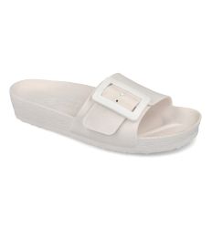 GRUBIN ženske papuče CLOUDY bela izrađene po jedinstvenom EVA materijalu, koji je vodootporan, ultra lak i jednostavan za održavanje.